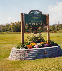 Lyndon Sign. Photo by Liz Keating, September 19, 2005